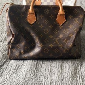 💯 authentic Louis Vuitton Speedy 30